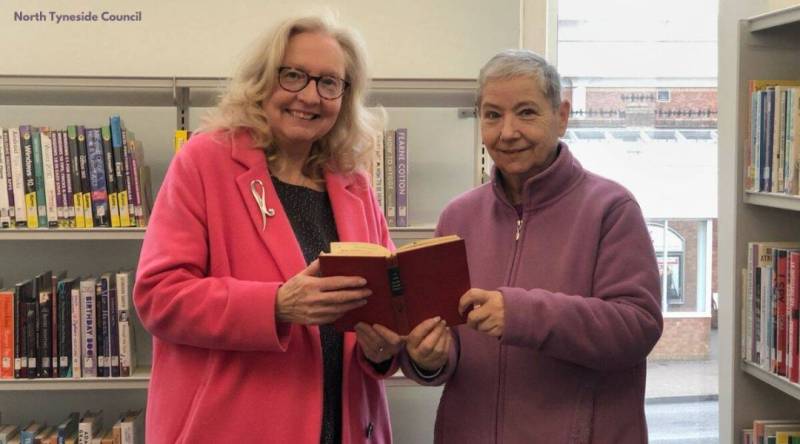 &#34;Ella Es Solo Una Lectora Lenta&#34;: Una Mujer Del Reino Unido Devuelve Un Libro A La Biblioteca Después De 56 Años